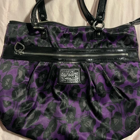 Coach | Bags | Coach Poppy Collection Purple With Black  display picture 1